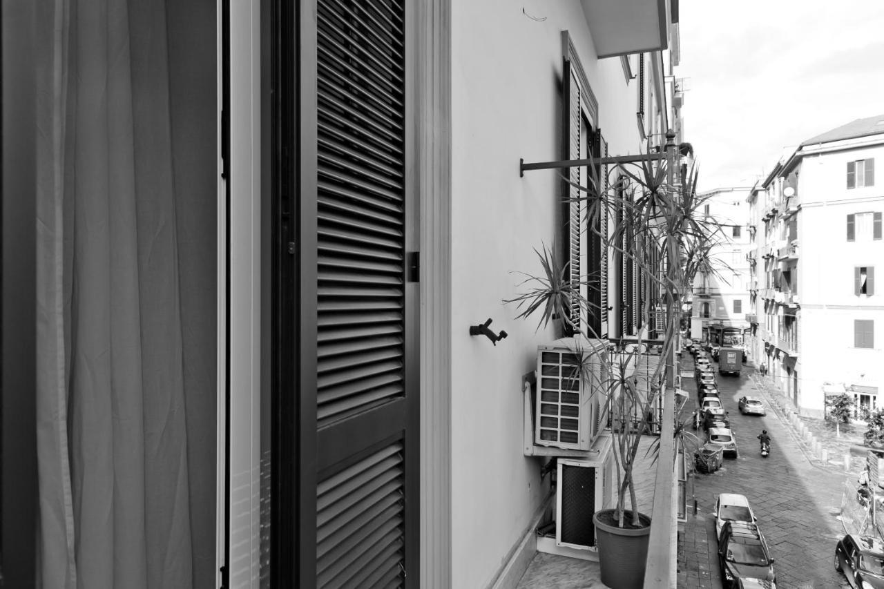 Le Corti Di Napoli Apartments Exterior foto
